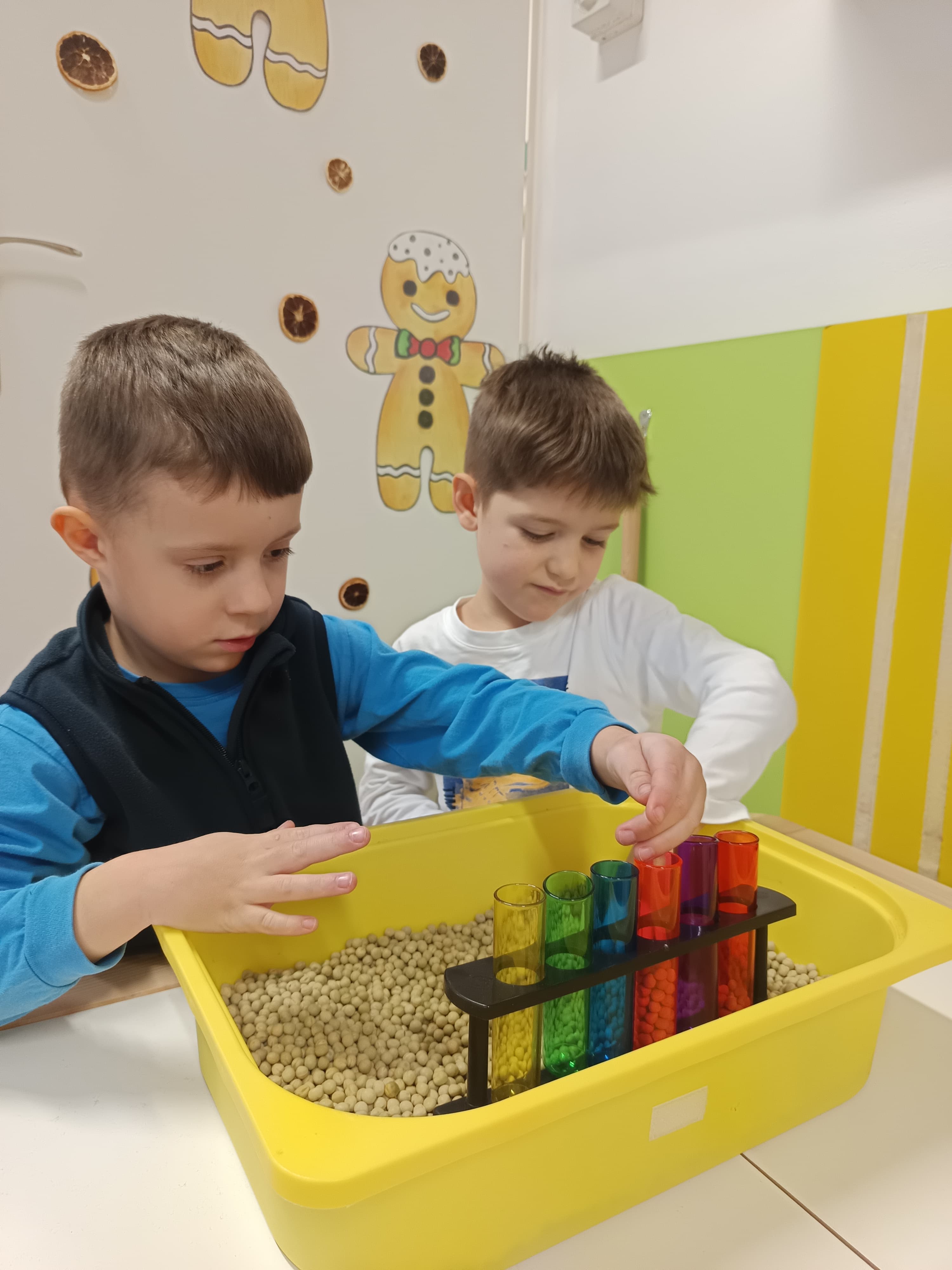 Pokusy a objevy obrázek